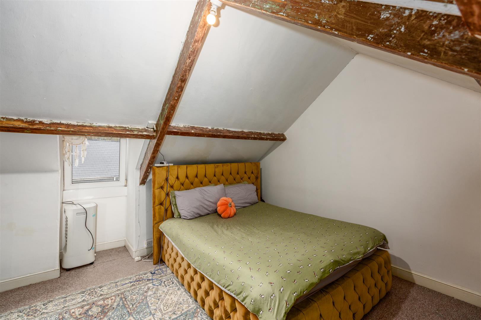 Hebron Road, Clydach, Swansea, SA6 5EJ